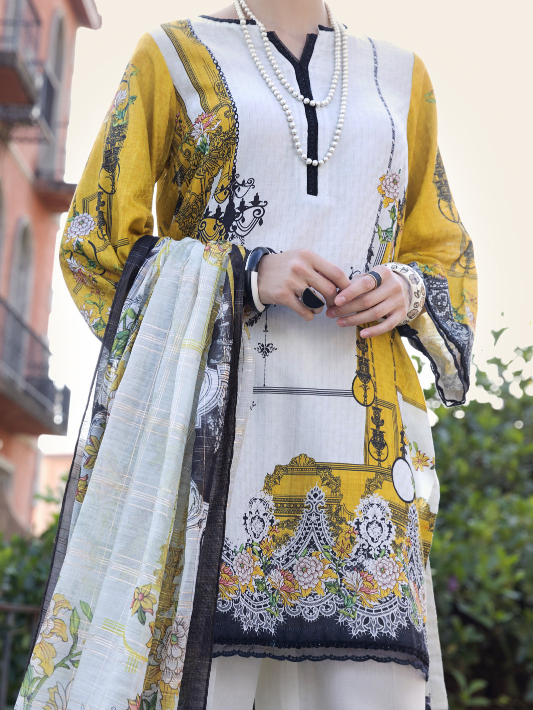 Almirah | Luxury Edit | ALP-3PS-1575