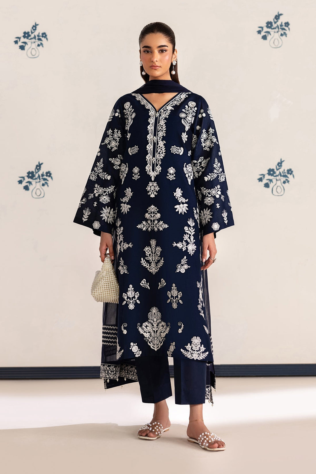 Baroque | Embroidered Lawn | SF-4464