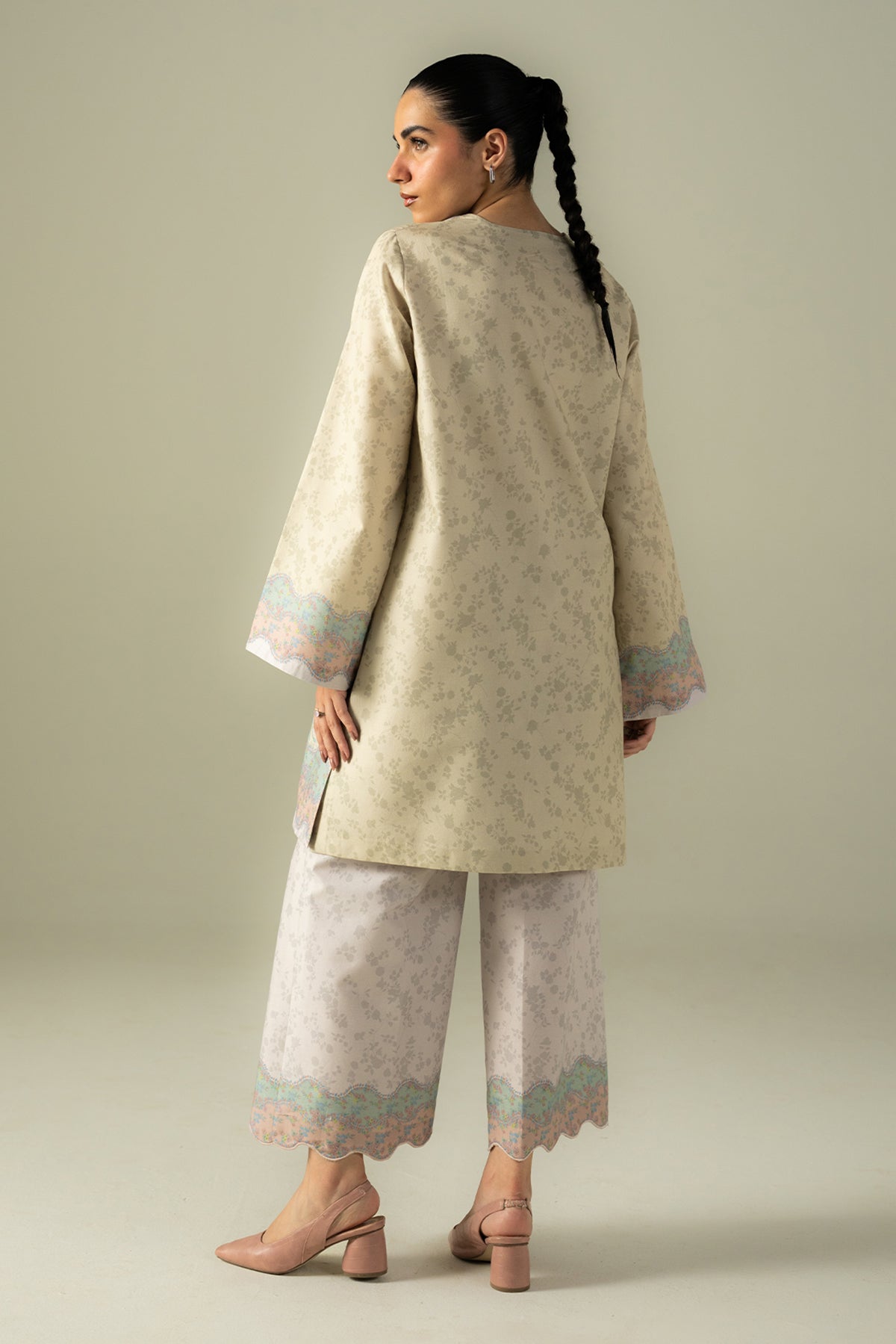 Afrozeh | Coords 25 | Static