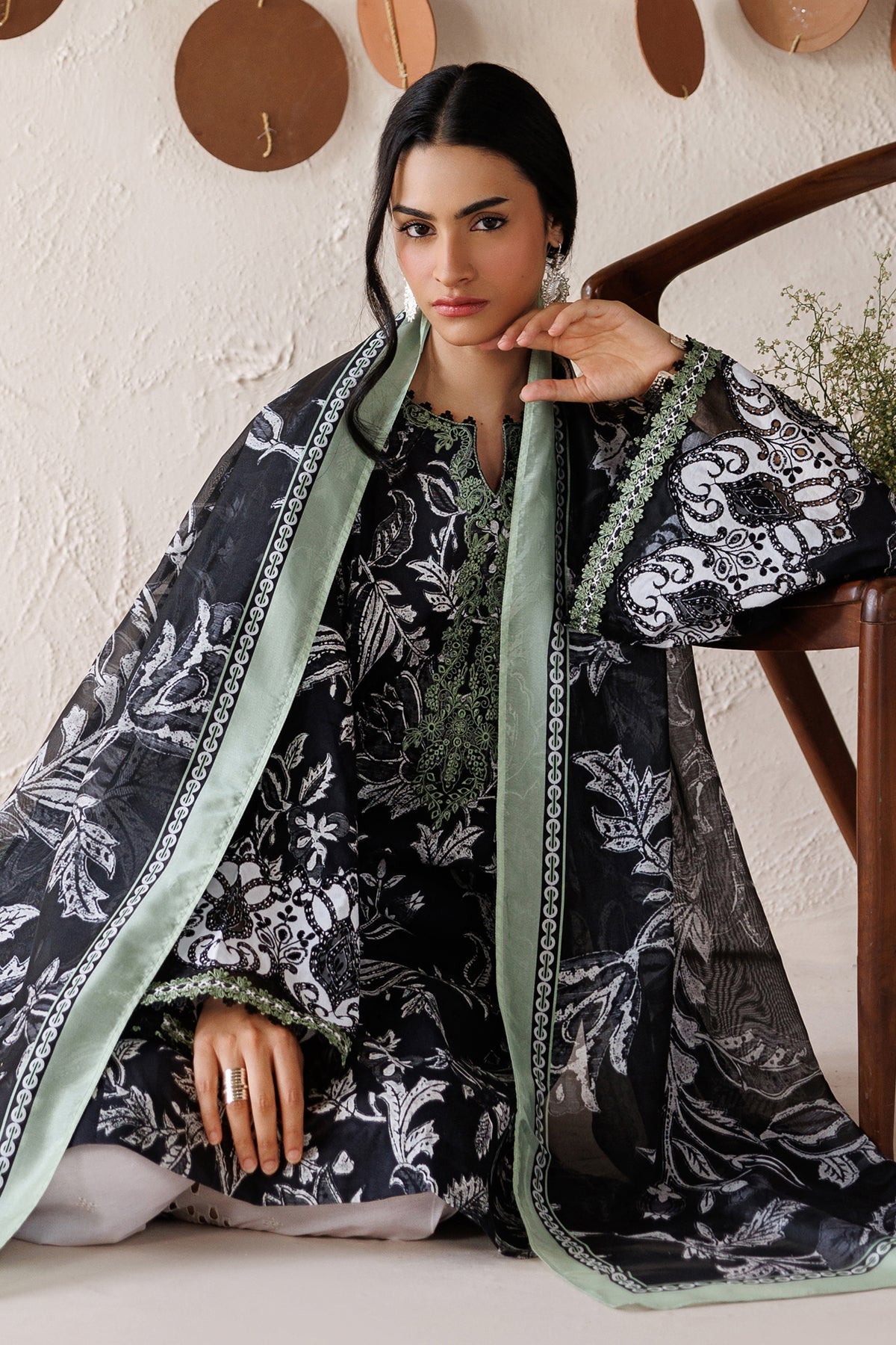 Baroque | Embroidered Lawn | SF-4515