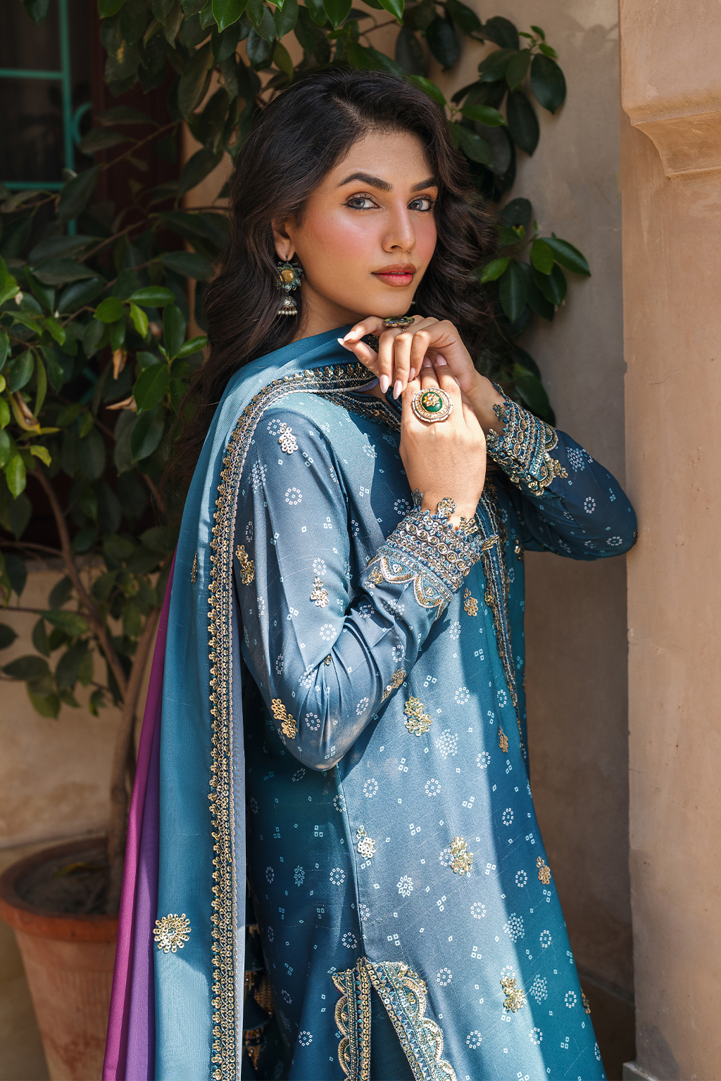 Iznik | Bandhani Formals | UE-335