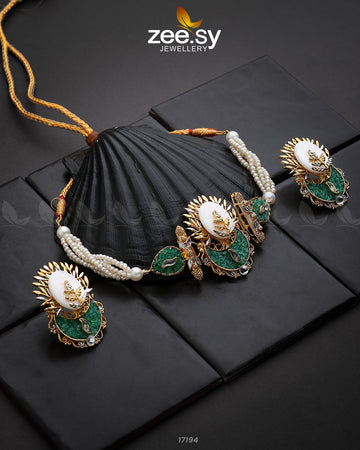 Beloved Adornments Necklace - House Of Zarish