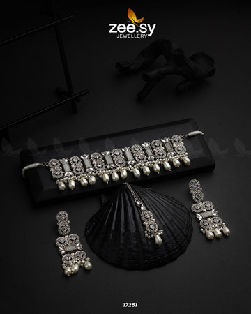 Infinite Necklace - House Of Zarish
