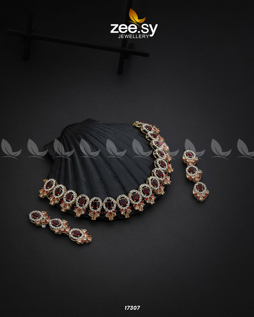 Embellished Necklace - House Of Zarish