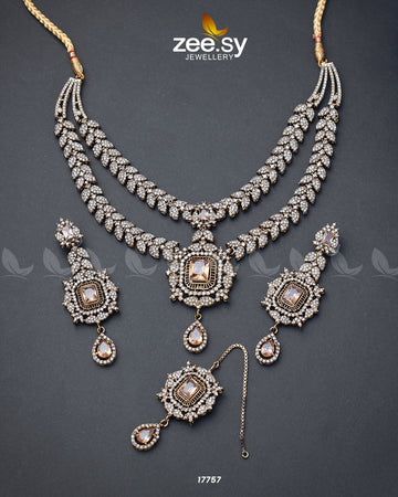 Fuchsia Necklace - House Of Zarish