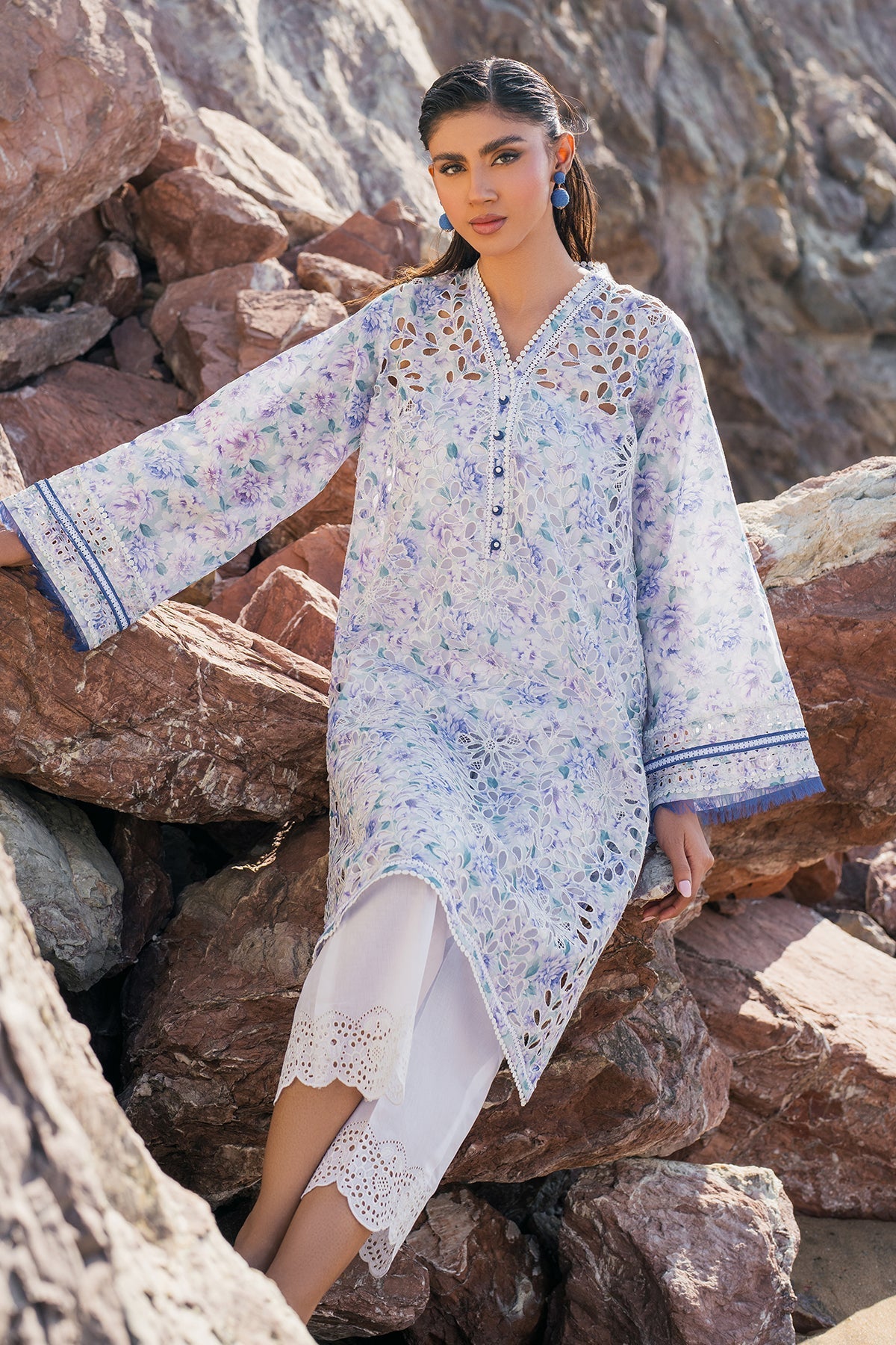 Baroque | Embroidered Lawn | SF-4122