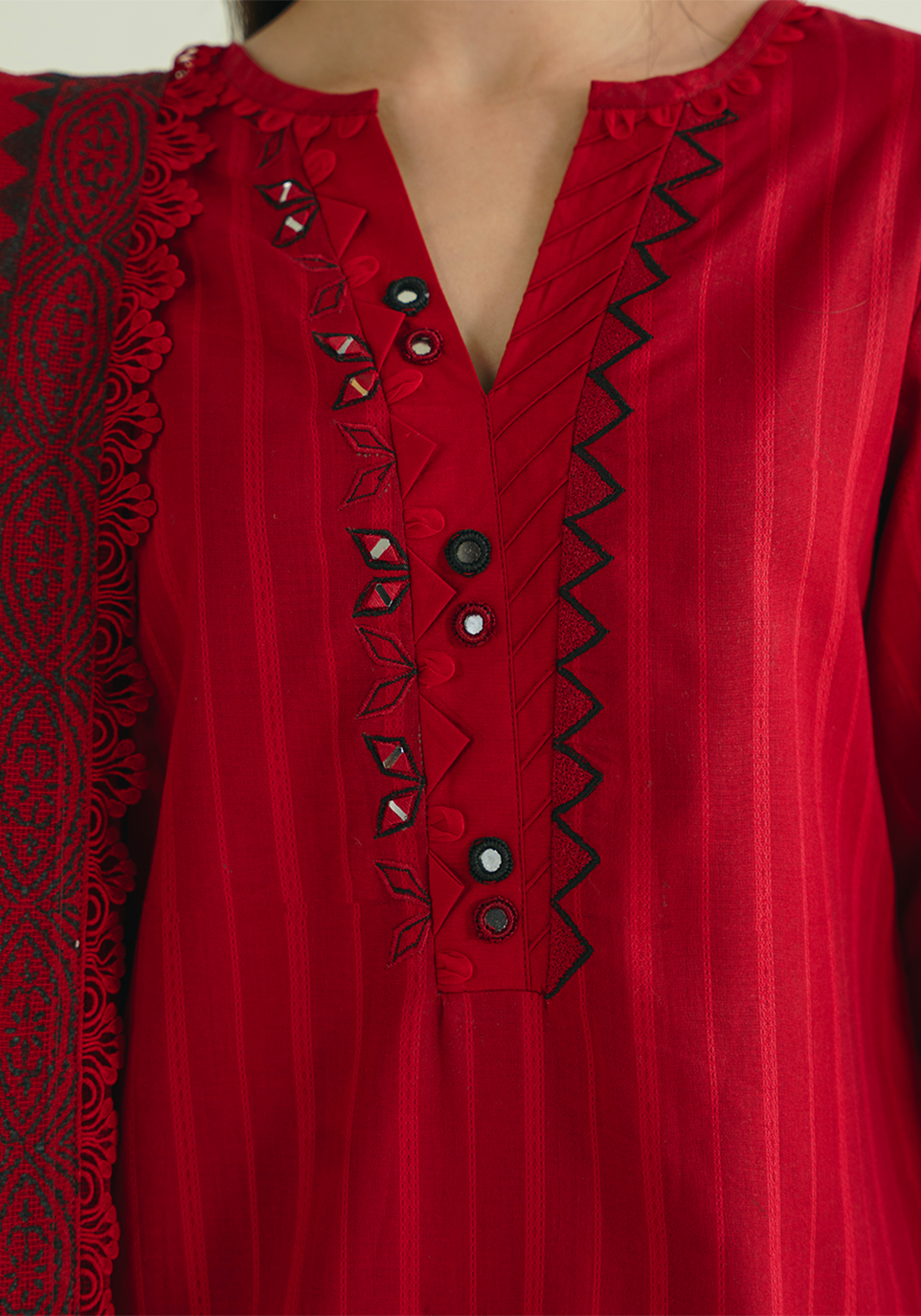 Zarqash | Whispers of Summer | CRIMSON BLOOM