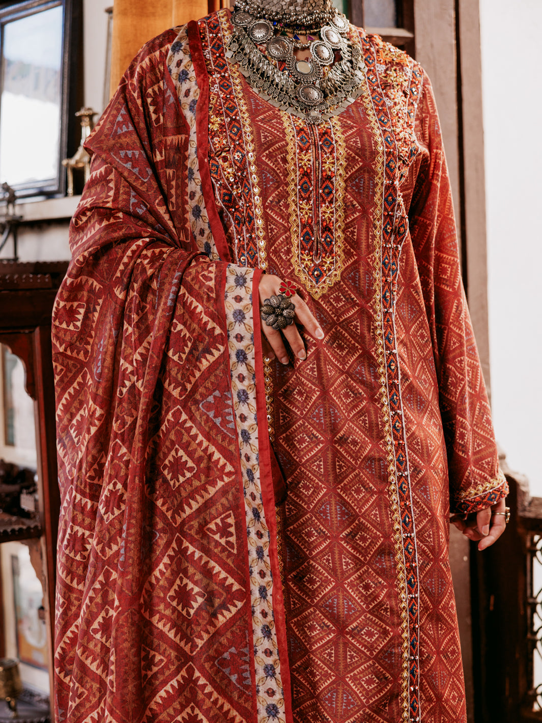 Almirah | Lok Wirsa Signature Collection | ALP-3PS-1959A