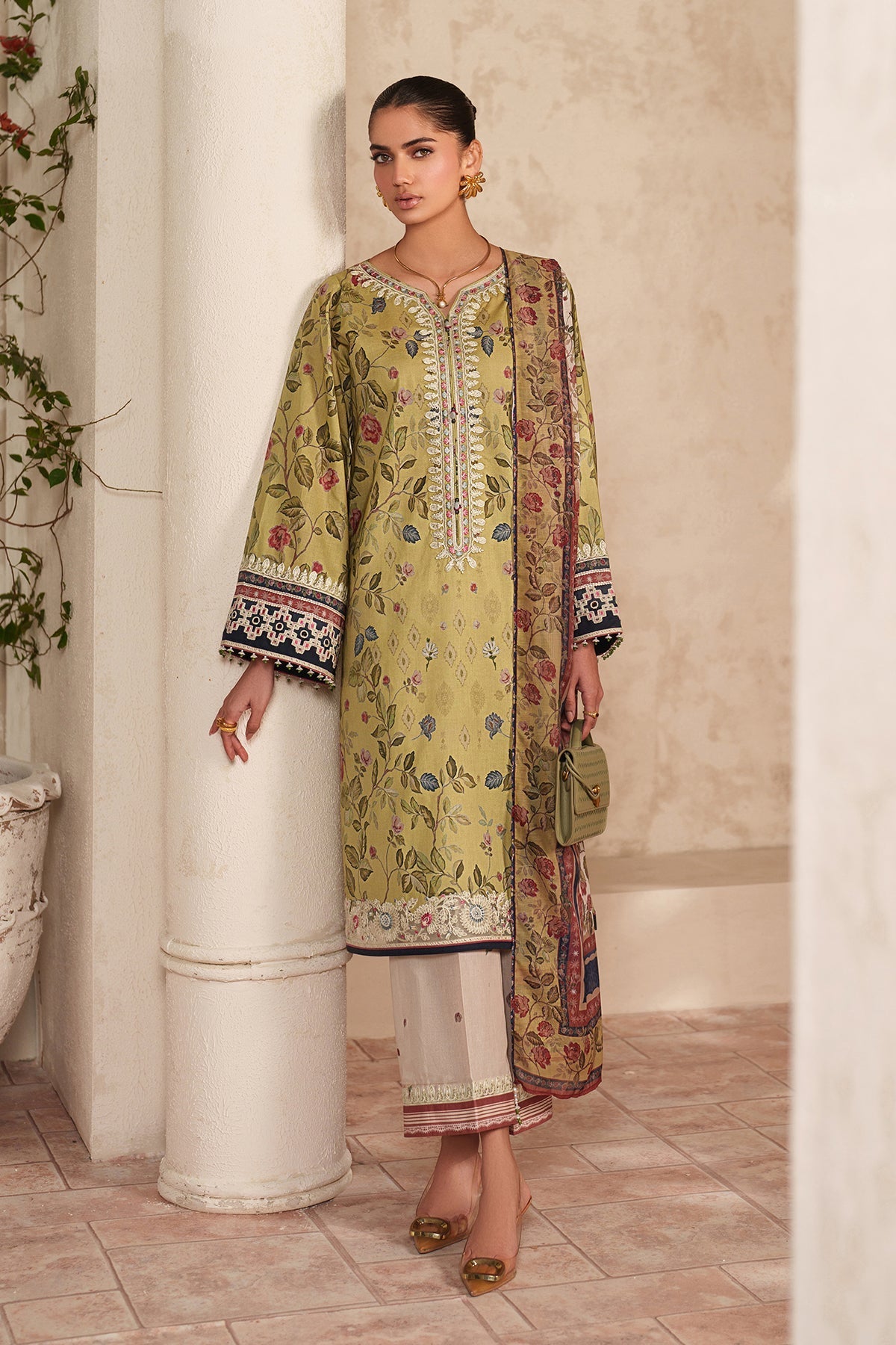 Baroque | Embroidered Lawn | SF-4414