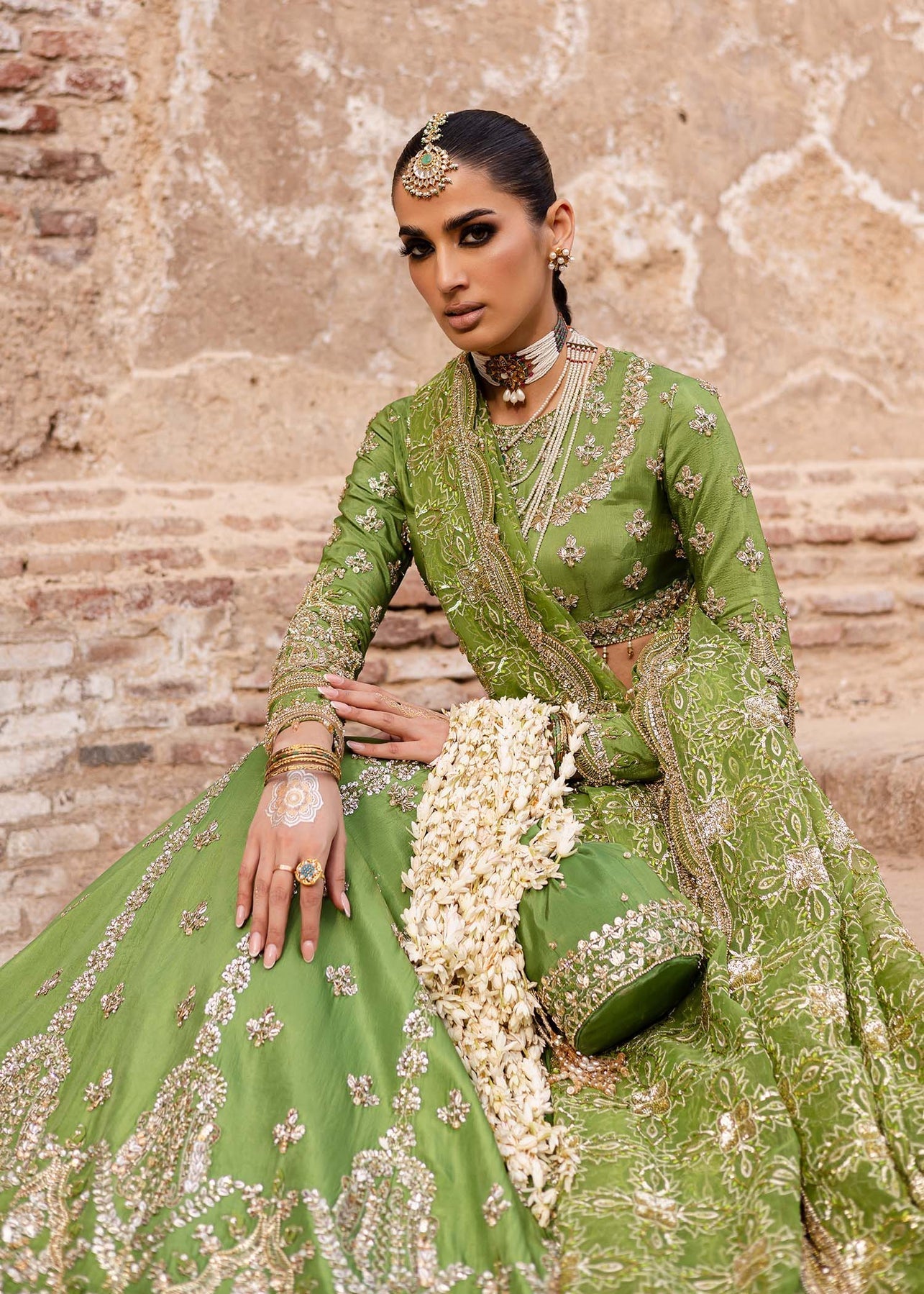 Akbar Aslam | Dastaan Luxury Formals | Nashmira
