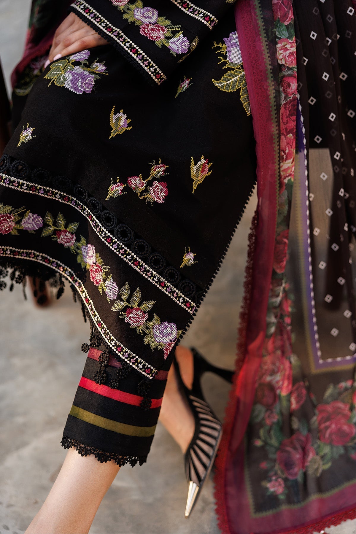 Alizeh | Eid Festive Lawn | AF-EL-7051-Vogue