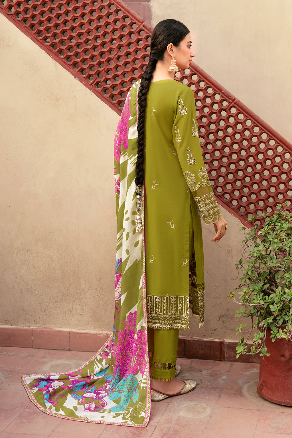Ramsha | Luxury Lawn 24 | L-807 - House Of Anaya