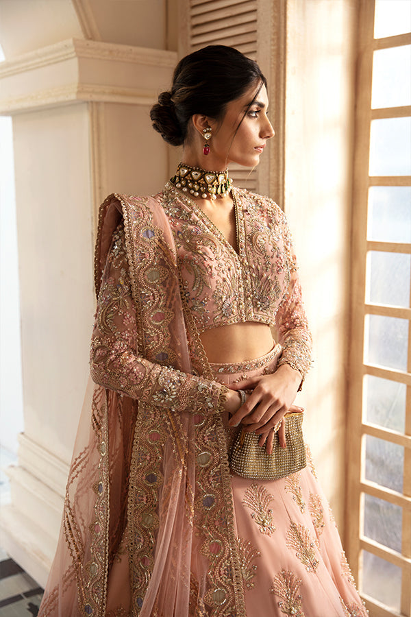 Soraya | Lumene Festive | INAYA - House Of Anaya