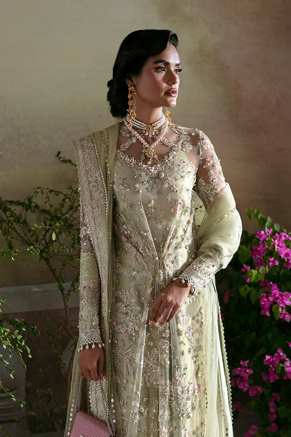 Suffuse | Formal Clothes |  Kiara