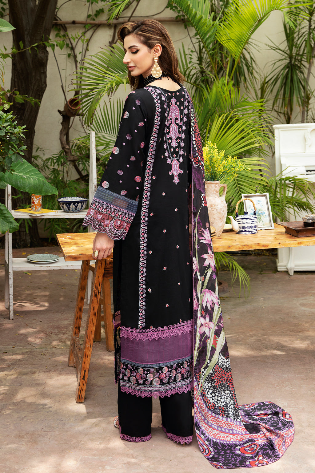 Ramsha | Luxury Lawn 24 | Y-806 - House Of Anaya
