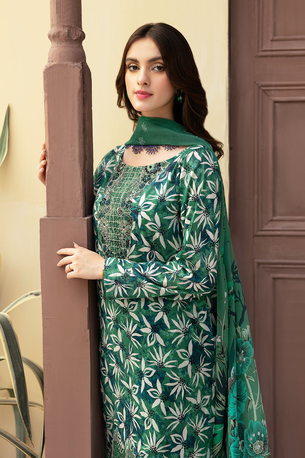 Ramsha | Rangrez Lawn Collection | N-507 - House Of Anaya