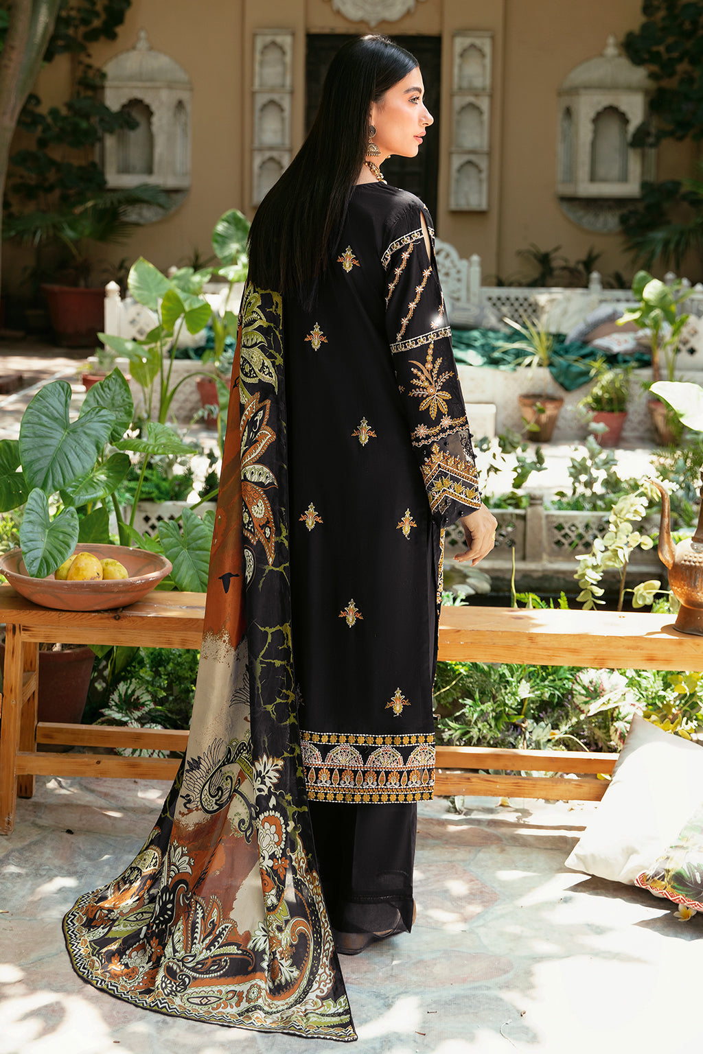 Ramsha | Luxury Lawn 24 | L-805 - House Of Anaya