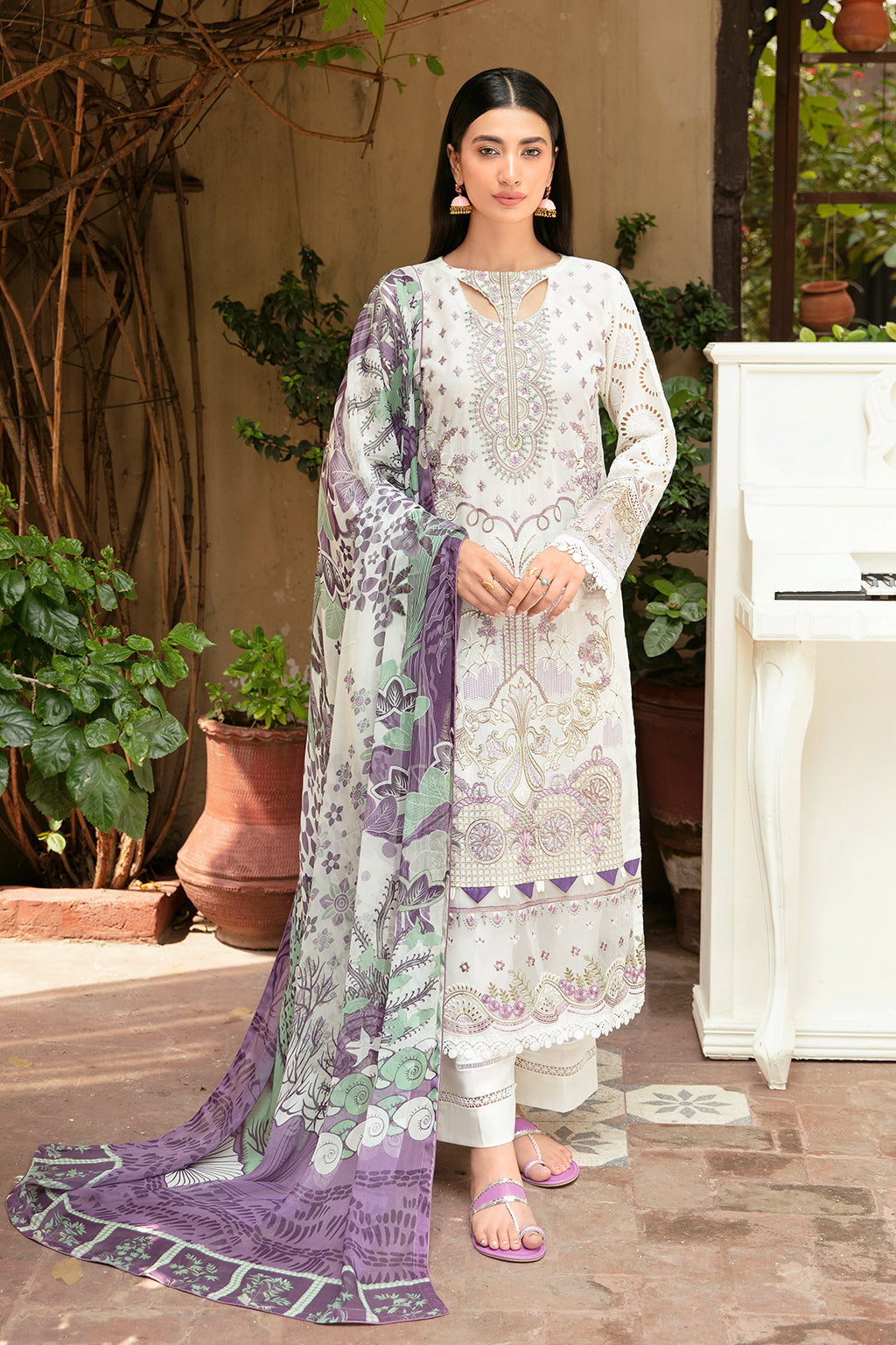 Ramsha | Luxury Lawn 24 | L-809 - House Of Anaya