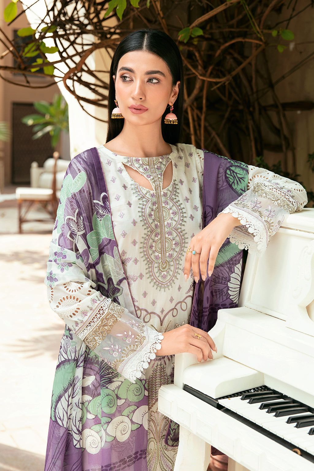 Ramsha | Luxury Lawn 24 | L-809 - House Of Anaya