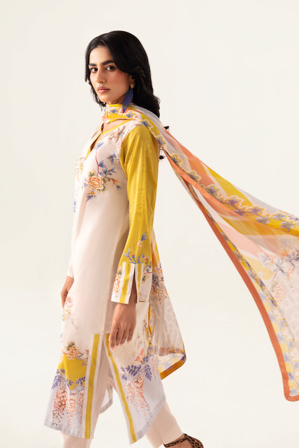 Ramsha | Pinted Lawn | RP-111 - House Of Anaya