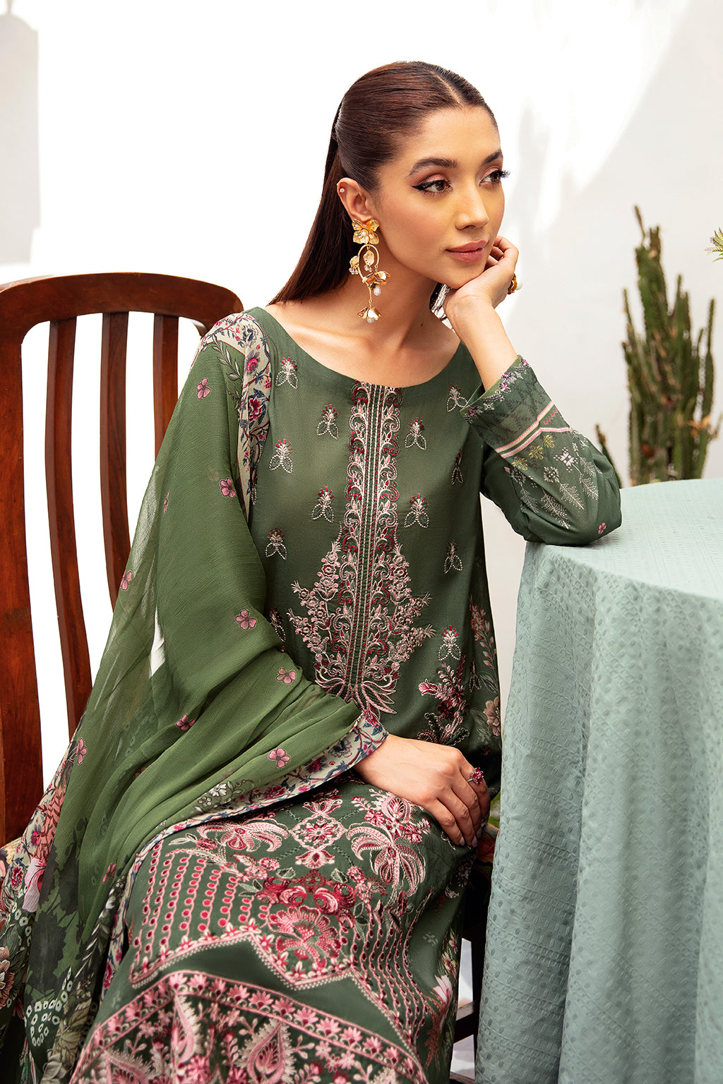 Ramsha | Luxury Lawn 24 | L-1210