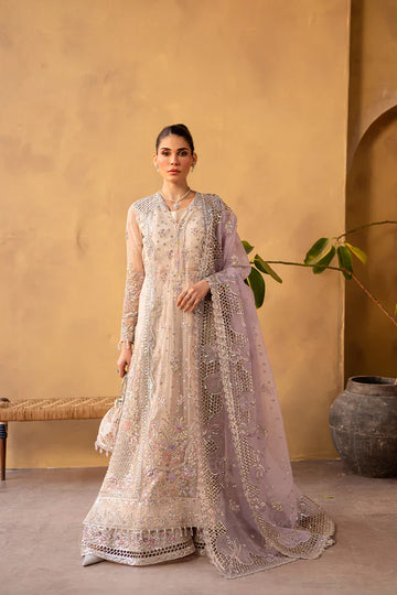 Emaan Adeel | Regalia Luxury Formals | LUNARA
