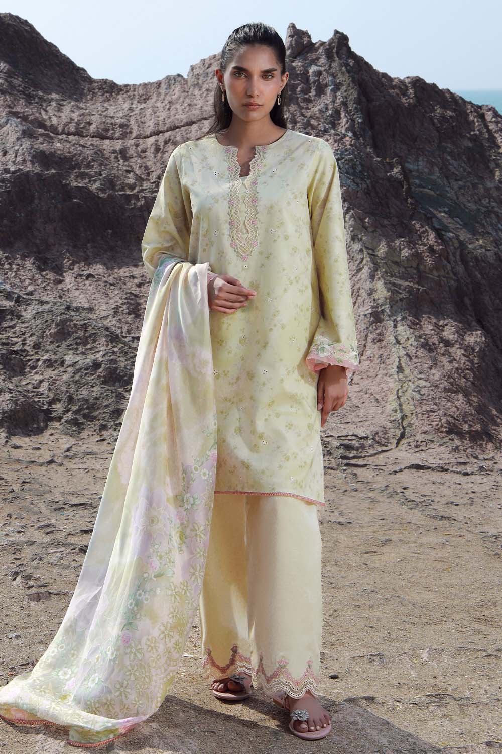 Seran | Afsanah Lawn 25 | SAHAR - House Of Anaya
