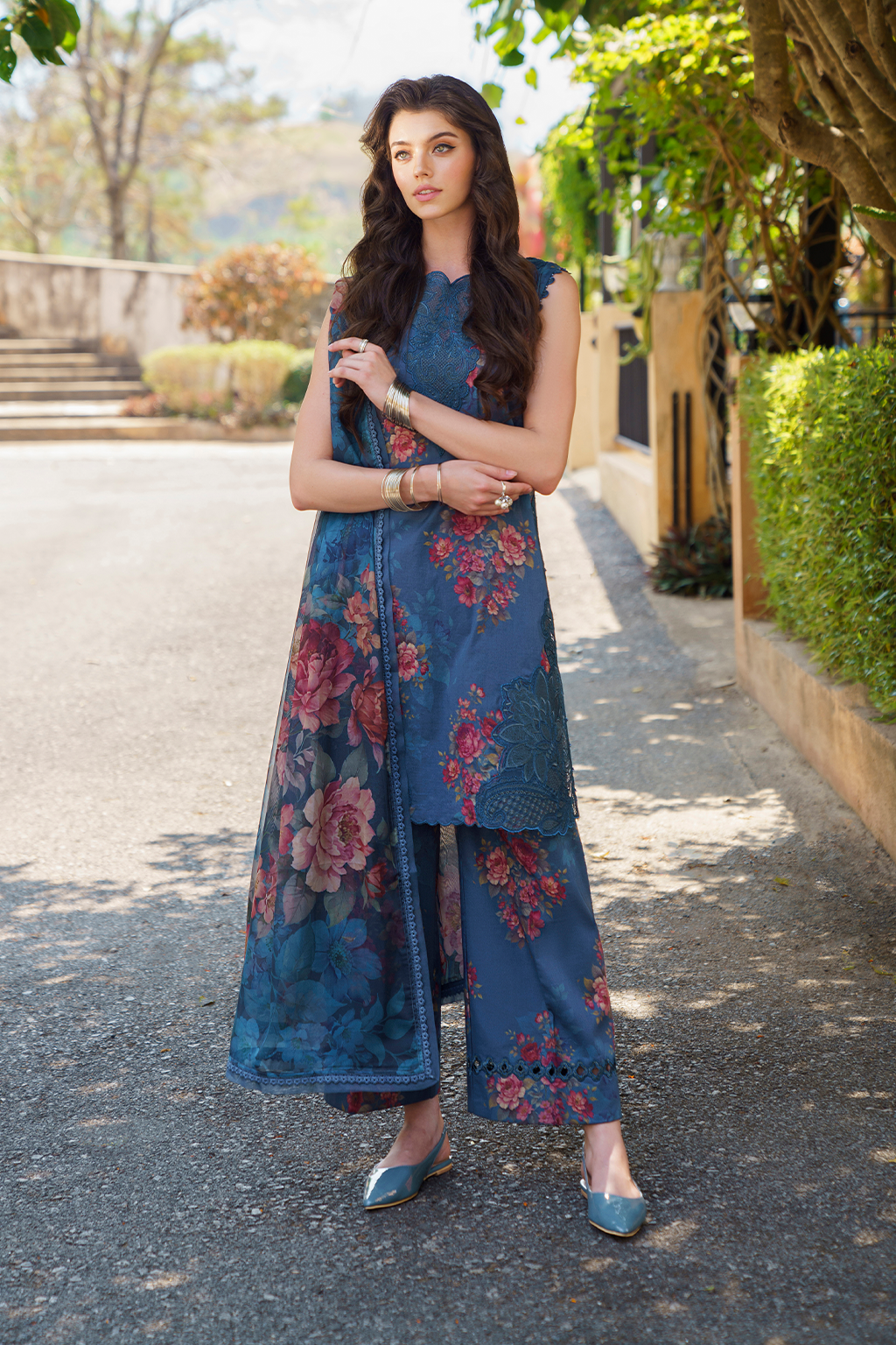 Iznik | Exclusive Lawn | UE-213 PRINTED LAWN
