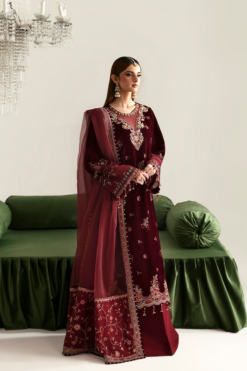 Emaan Adeel | Zarposh Velvet 25 | NADIRA