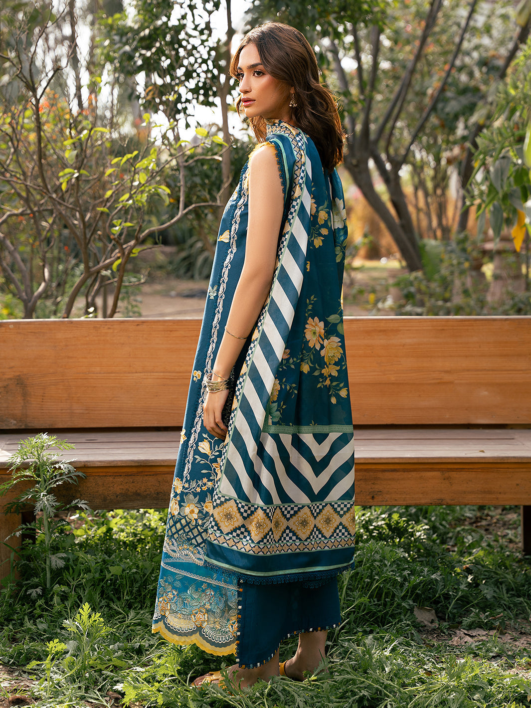 Bin Ilyas | Hazel Printed Lawn 25 | 2077 - B