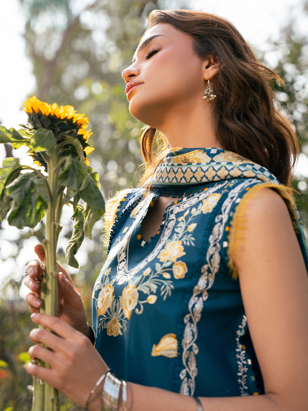 Bin Ilyas | Hazel Printed Lawn 25 | 2077 - B