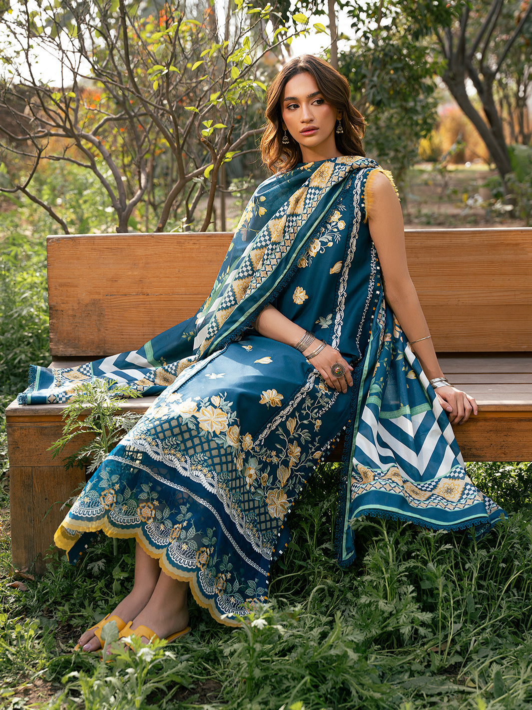 Bin Ilyas | Hazel Printed Lawn 25 | 2077 - B