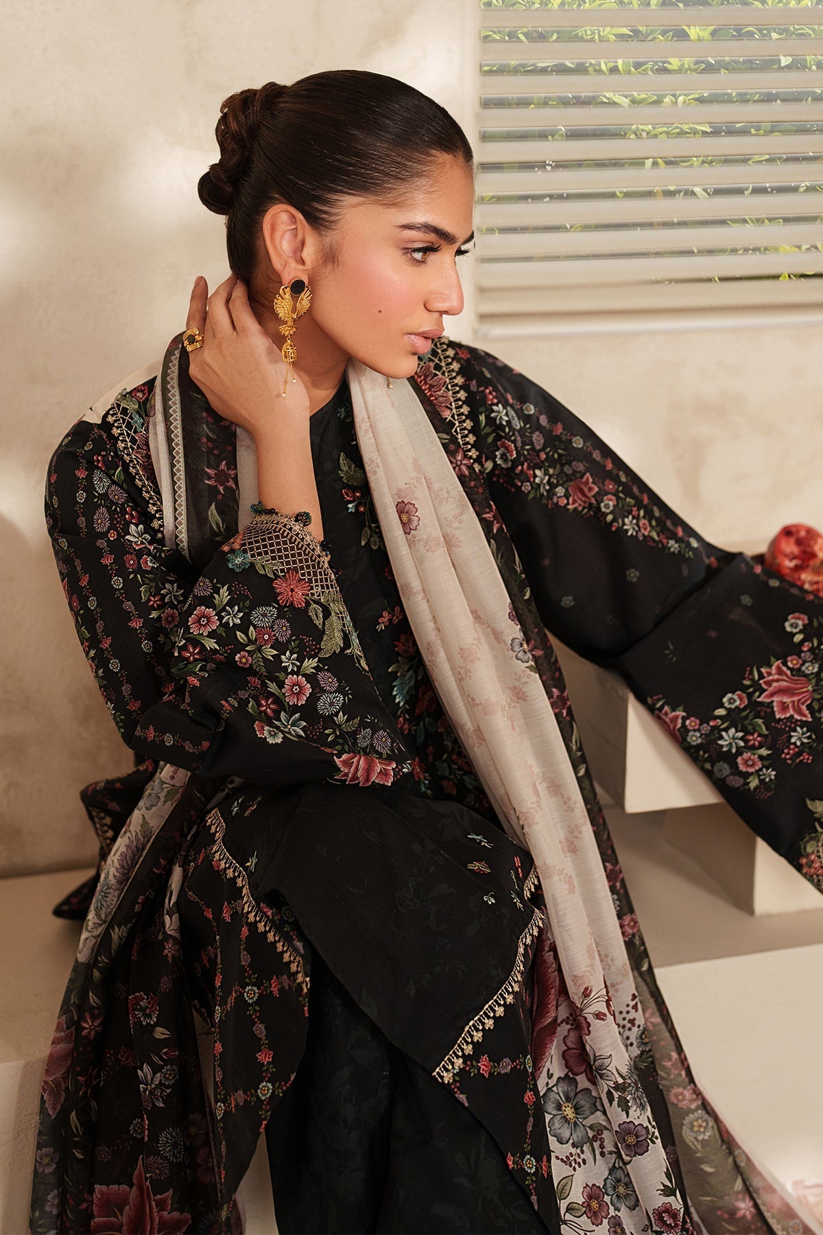 Baroque | Embroidered Lawn | SF-4415