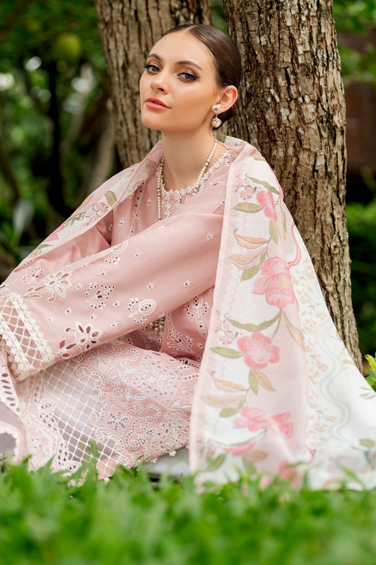 Baroque | Embroidered Lawn | SF-4264