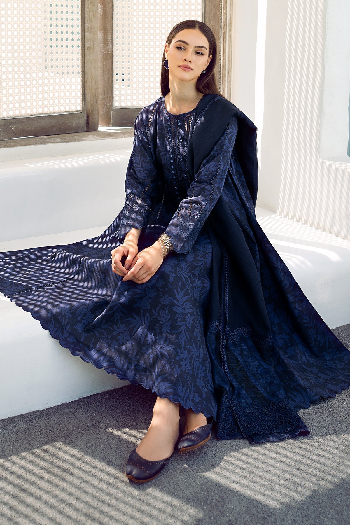 Baroque | Embroidered Lawn | SF-544