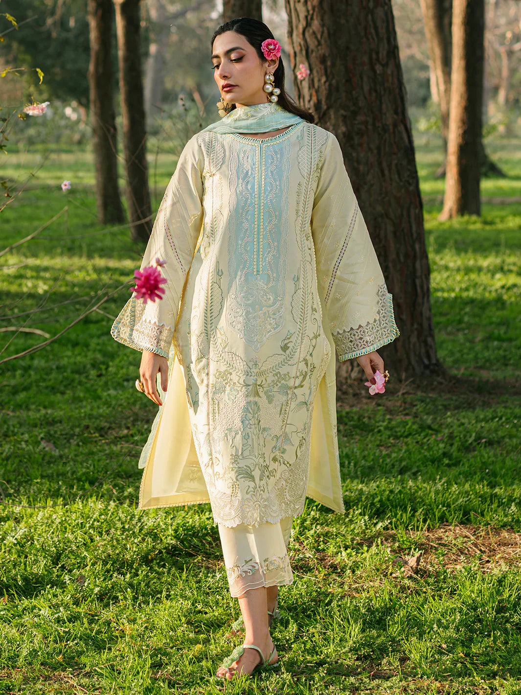 Bin ilyas | Signature Pret 25 | 236 - B | 3 PC Pret