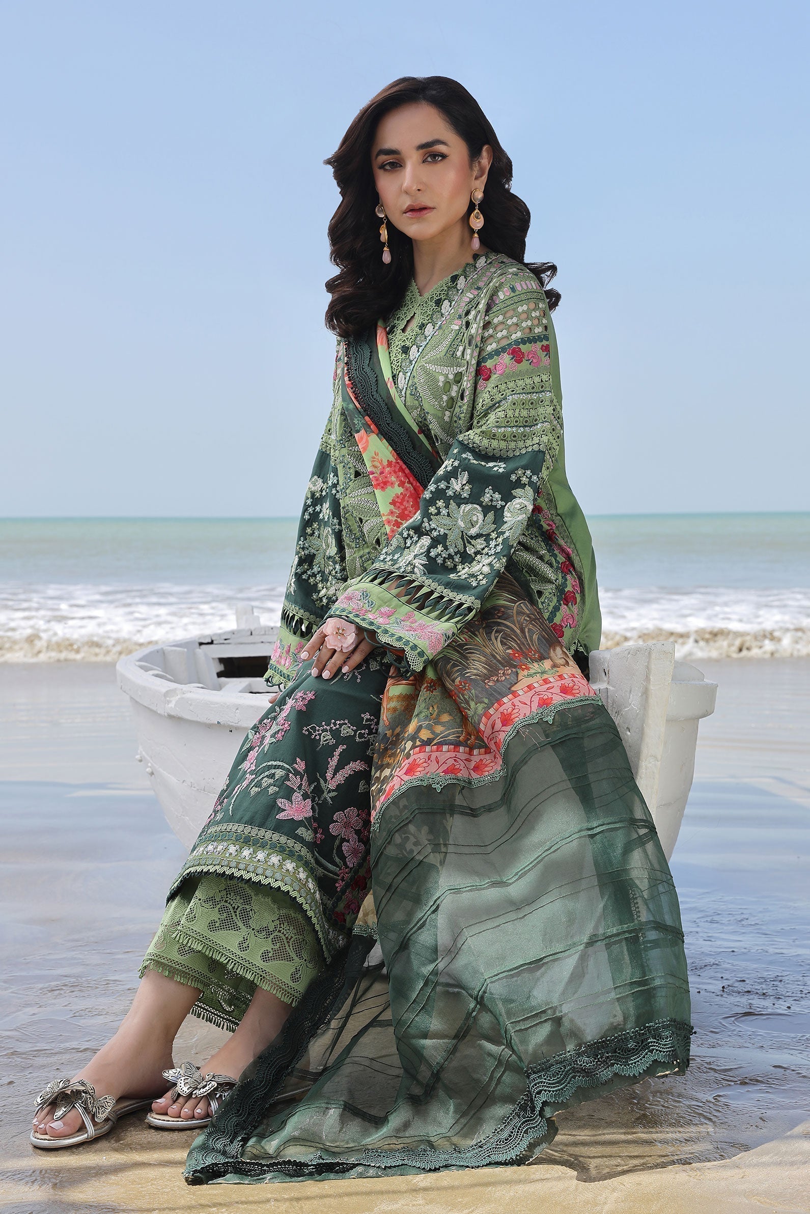 Maryam Hussain | Luxury Lawn 24 | GARDENIA - House of Zarish