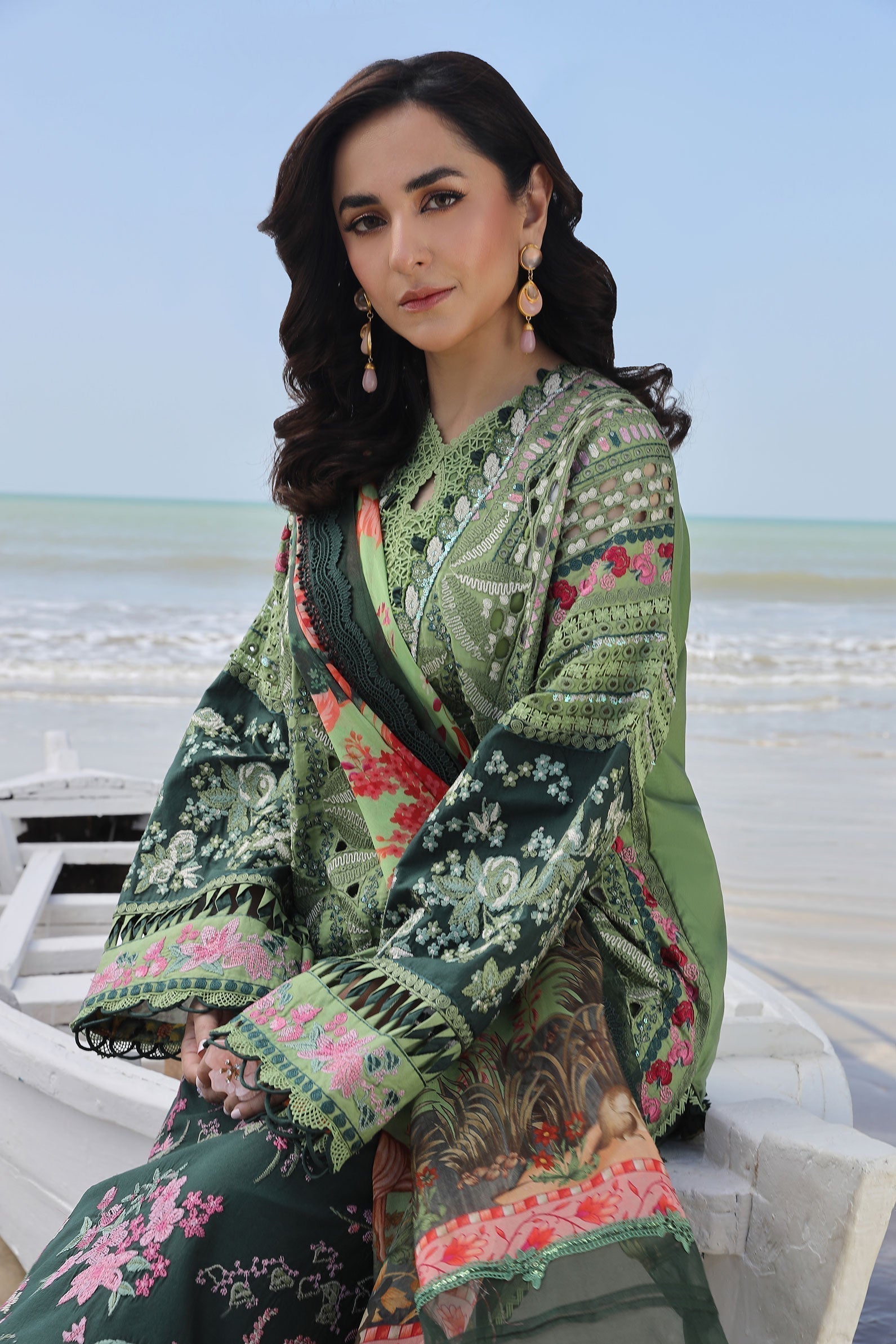 Maryam Hussain | Luxury Lawn 24 | GARDENIA - House of Zarish