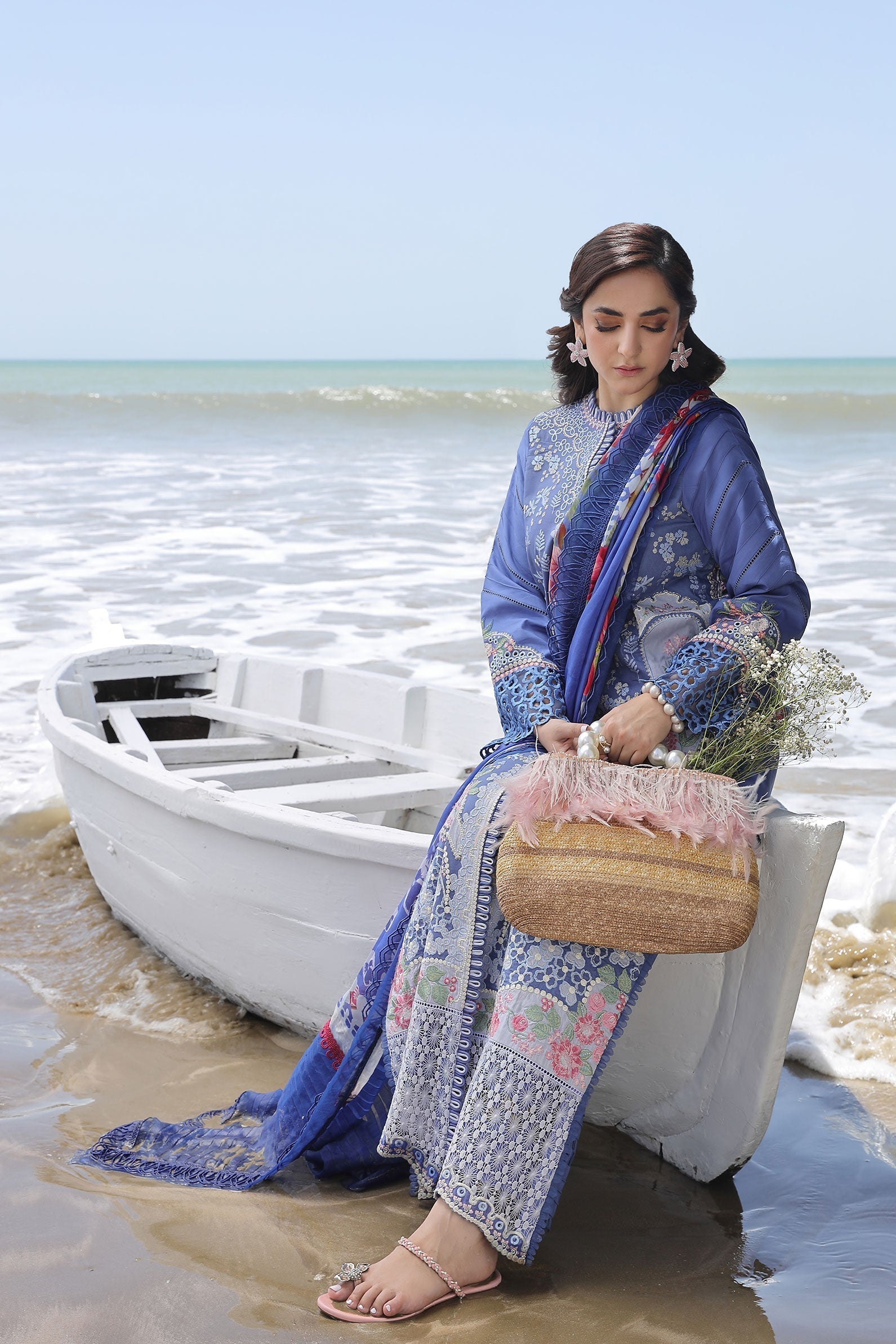 Maryam Hussain | Luxury Lawn 24 | AYRA - House of Zarish