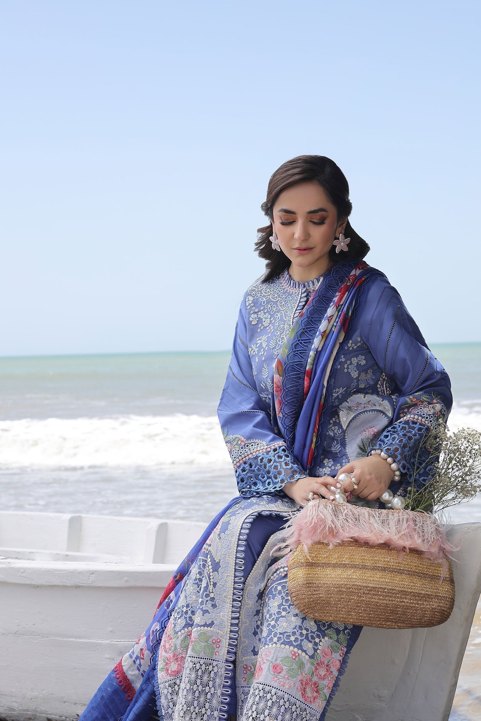 Maryam Hussain | Luxury Lawn 24 | AYRA - House of Zarish