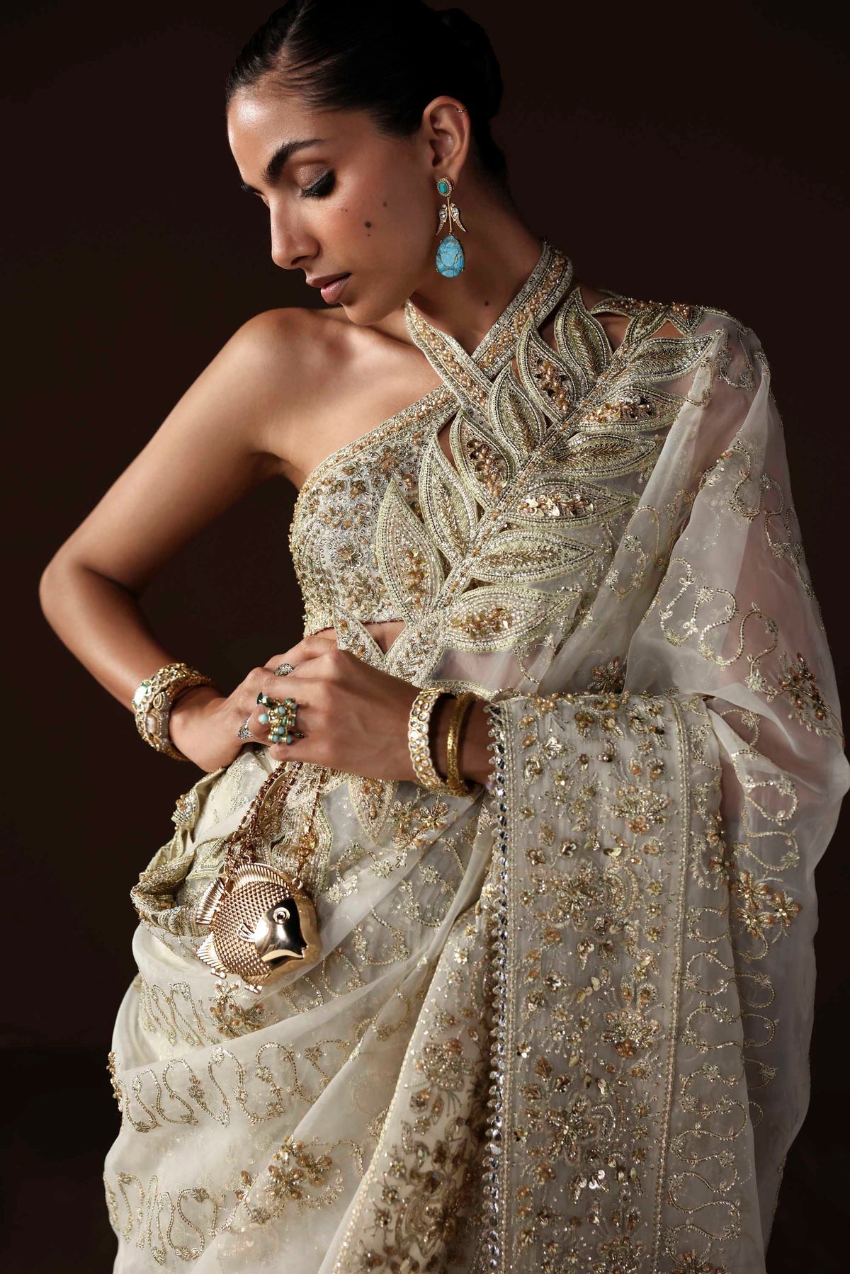 Akbar Aslam | Luxury Formals | Luna