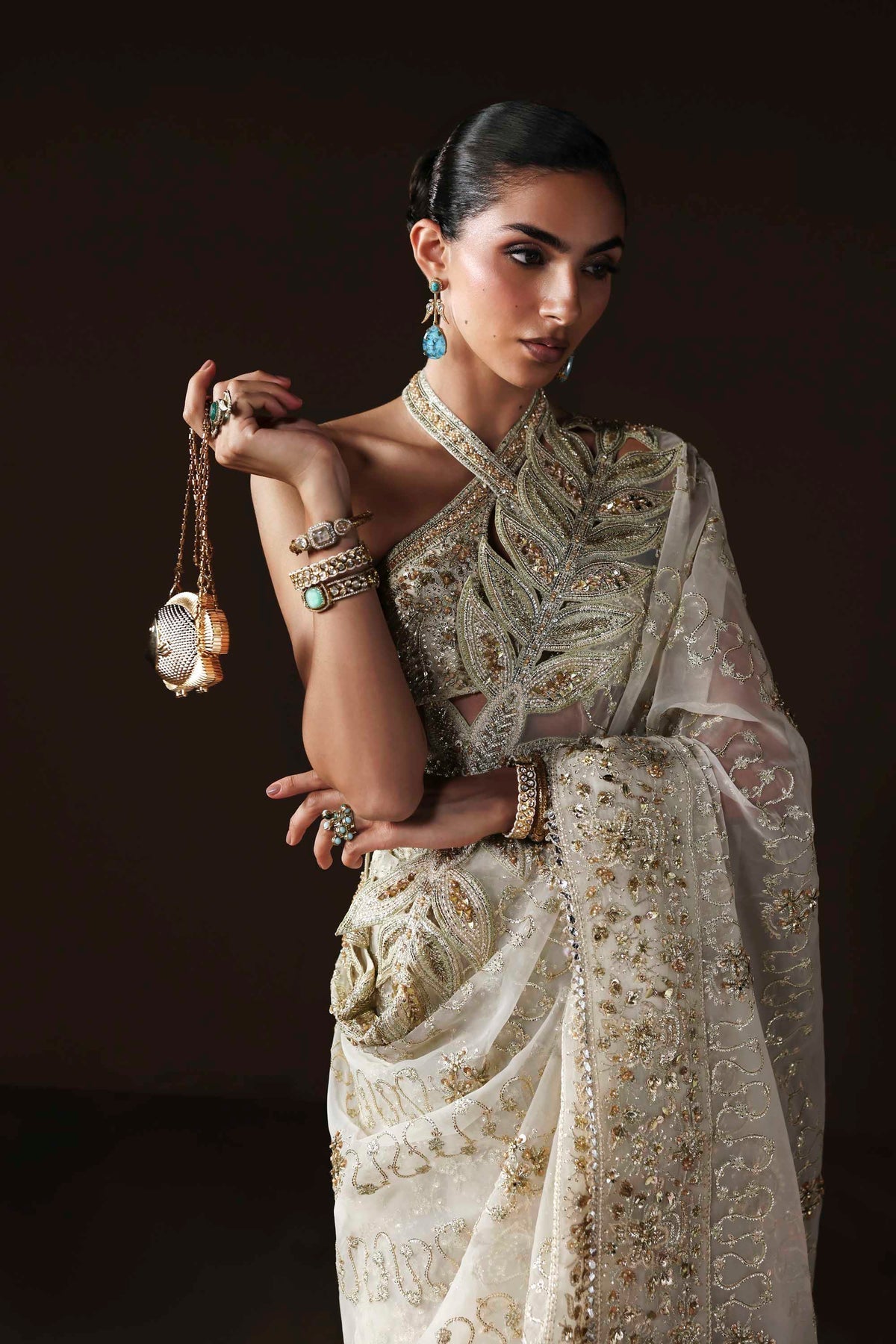 Akbar Aslam | Luxury Formals | Luna
