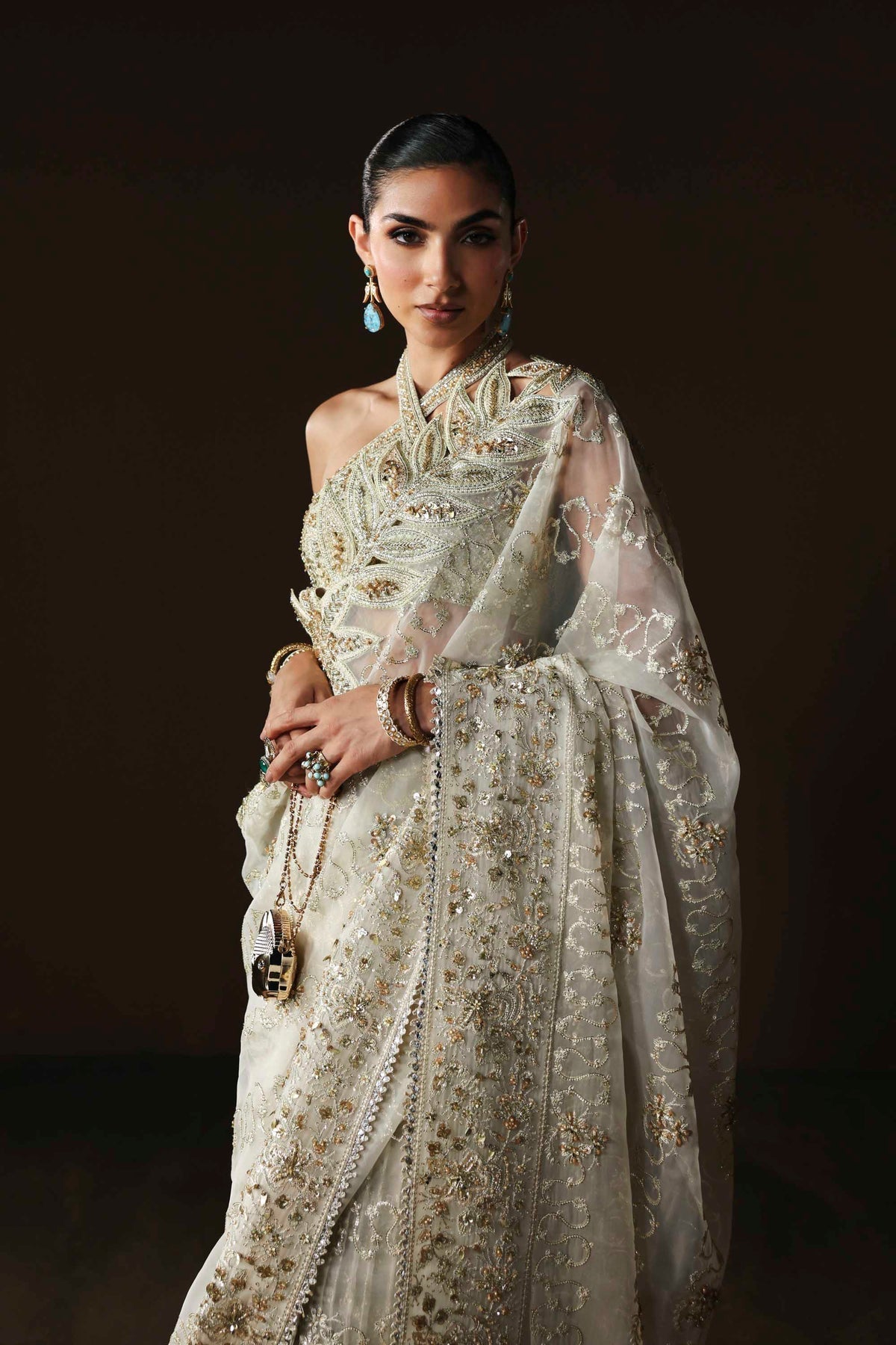 Akbar Aslam | Luxury Formals | Luna