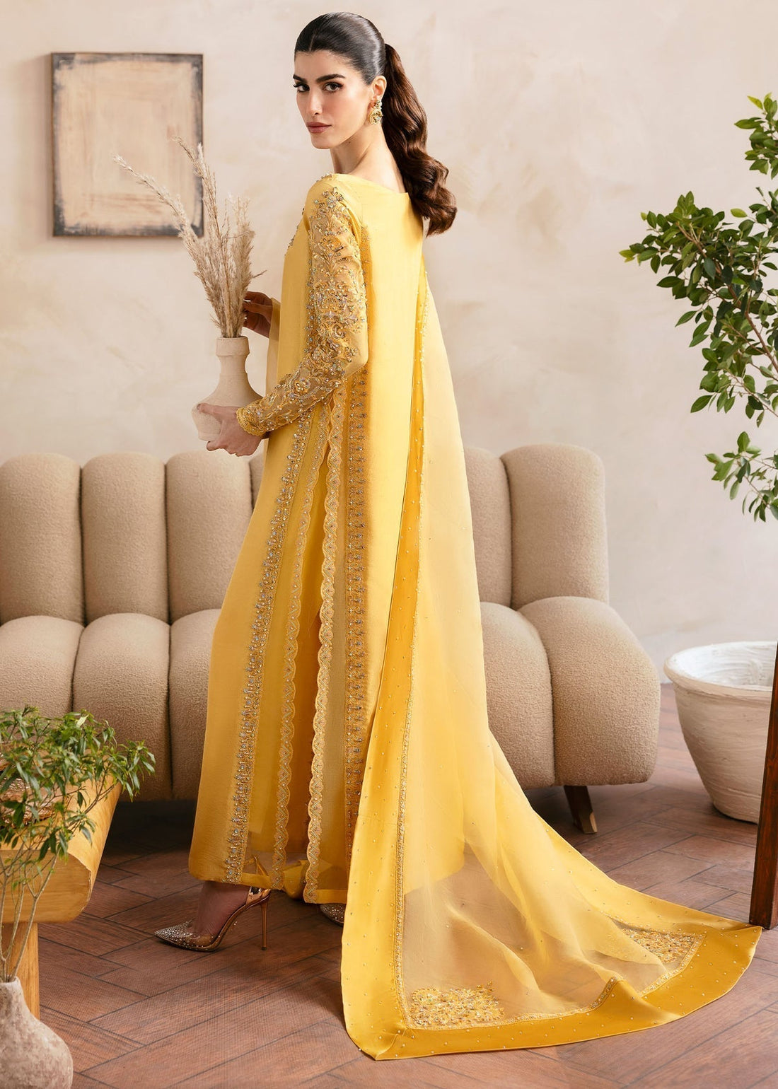Kanwal Malik | Miray Luxury Pret |Saesha - House Of Anaya