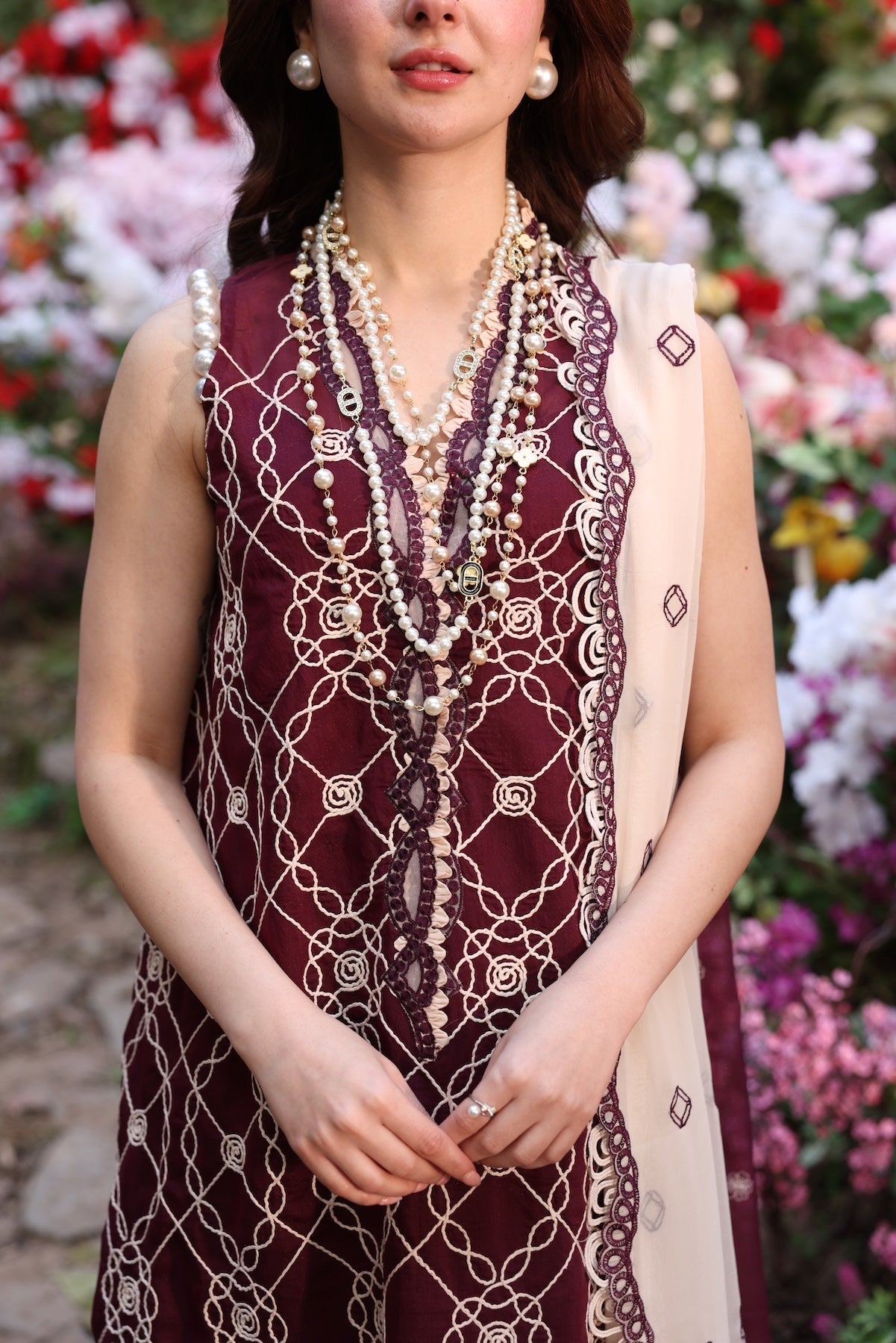 Sable Vogue | Luxury Formal 25 | SL-02-25-V1