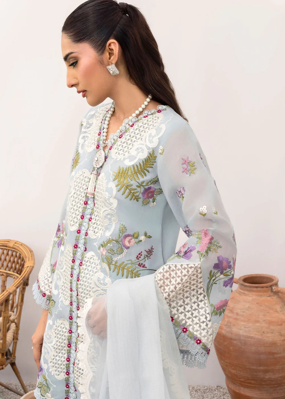 Saira Shakira | Rosea Casual Pret 25 | Mirae