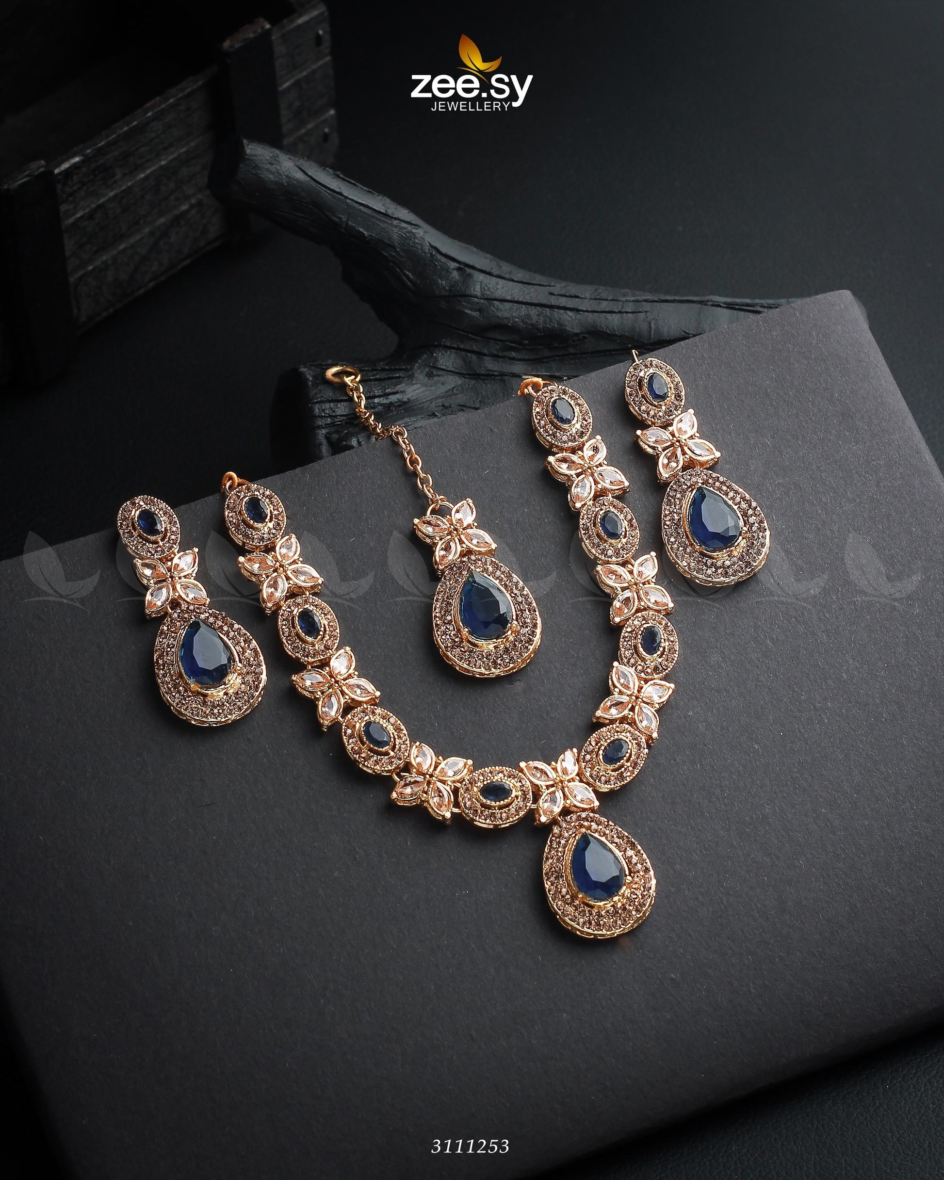 Cassin's Necklace Set - House Of Zarish