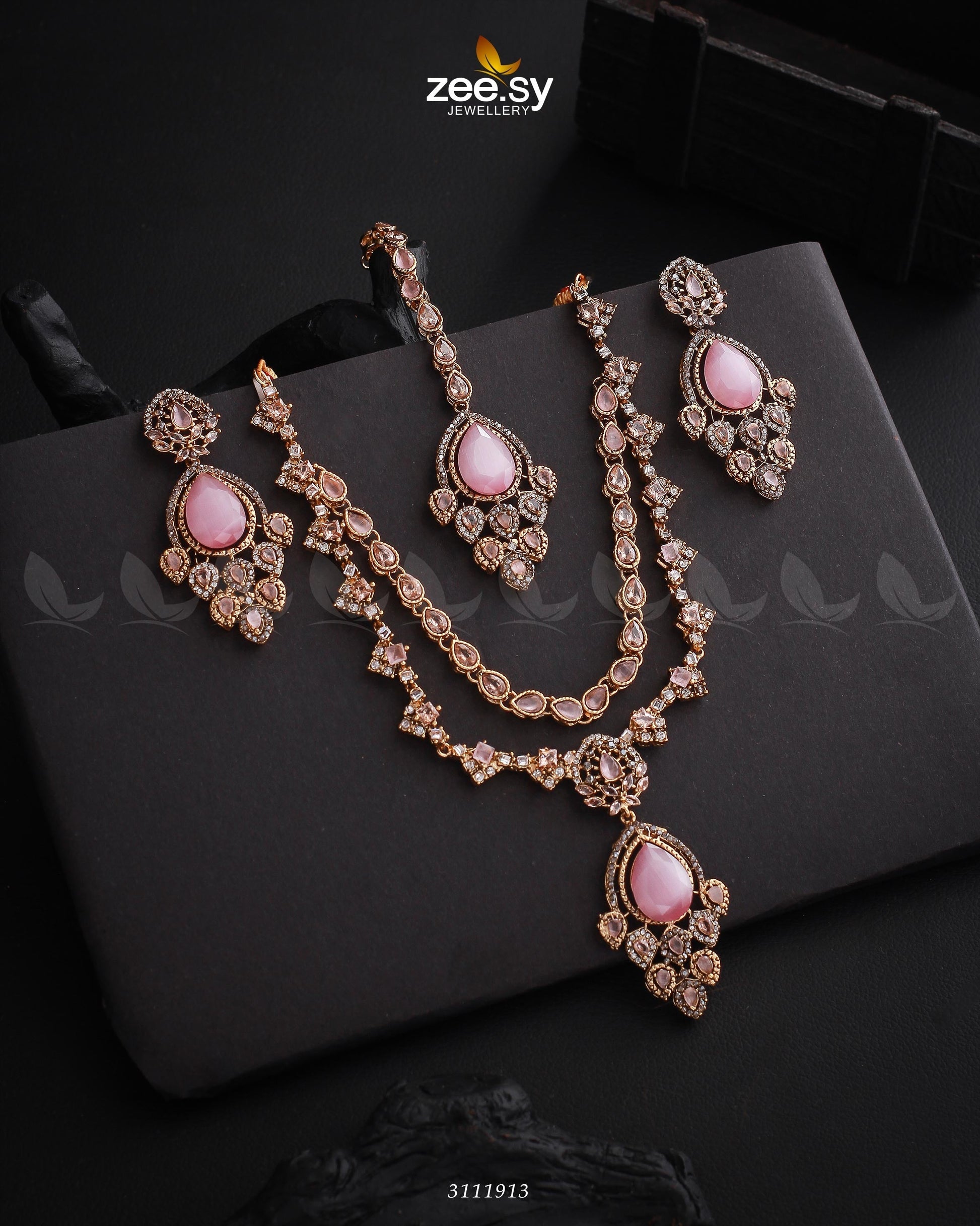 Sushmita Necklace Set - House Of Zarish