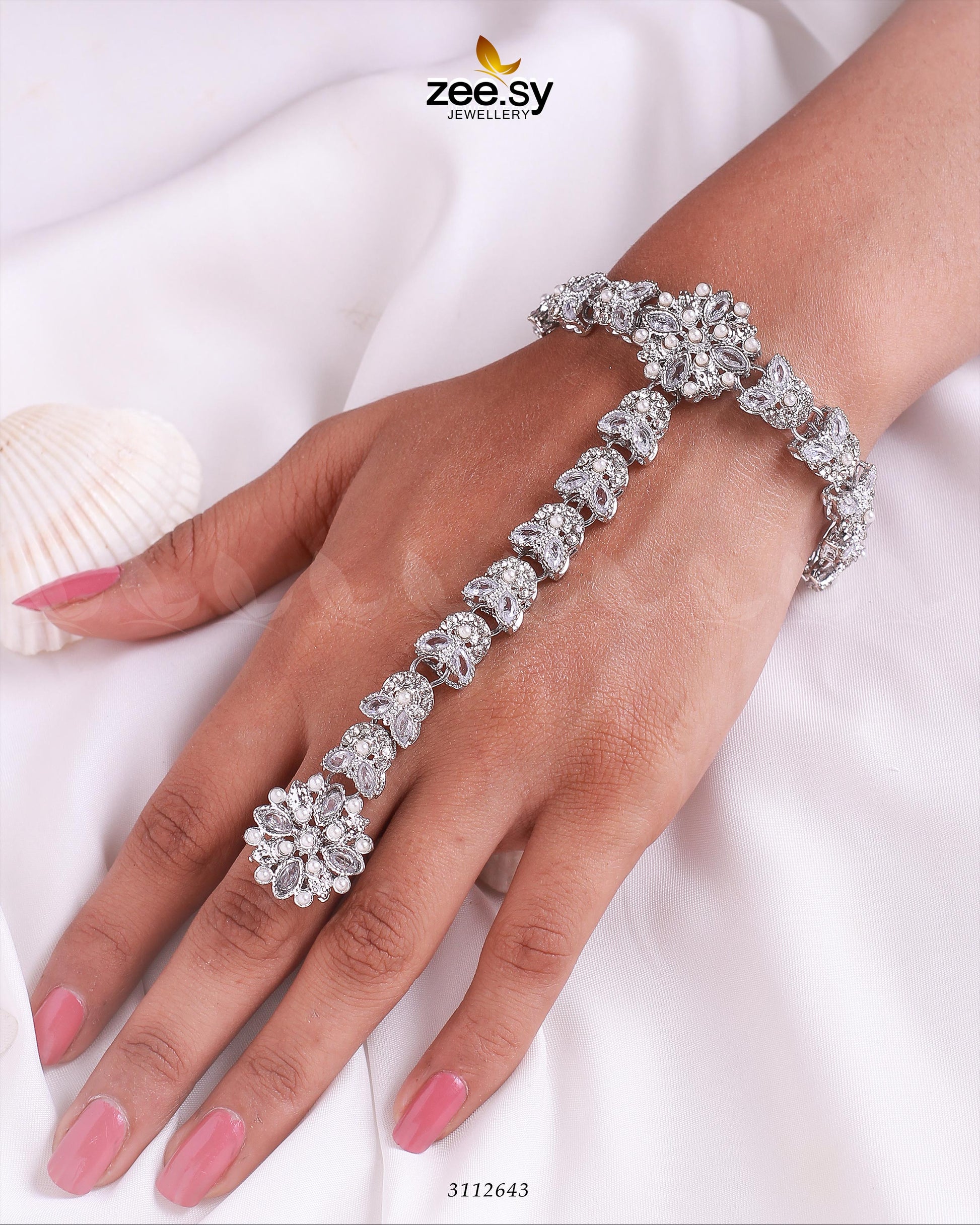 Bellflower Bracelet - House Of Zarish