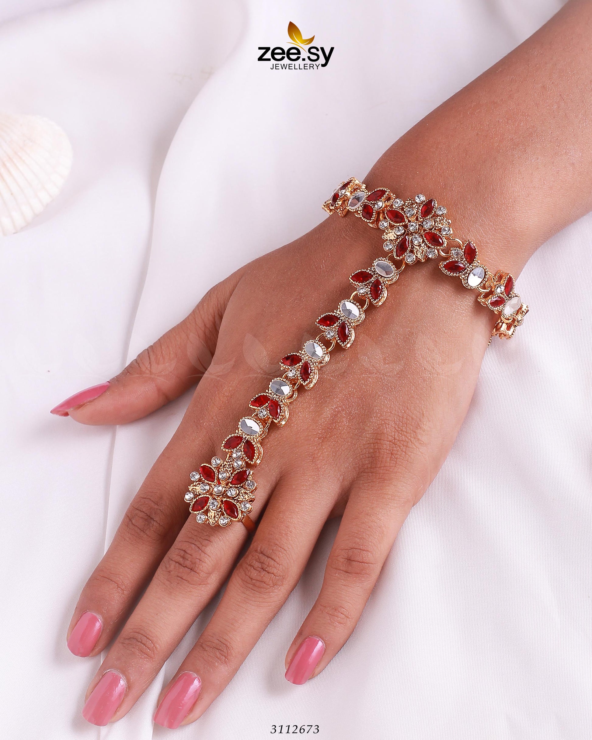 Elegant Anja Bracelet - House Of Zarish